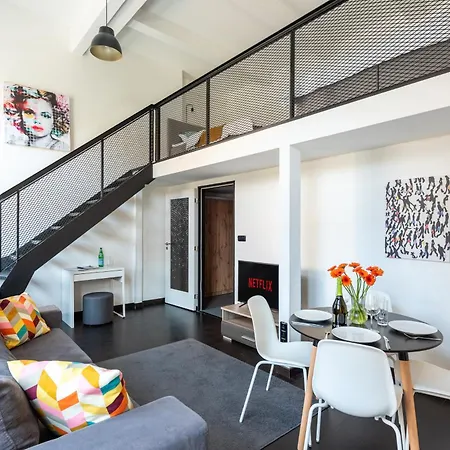 Loft Spacious Apartments In Prague Exterior photo