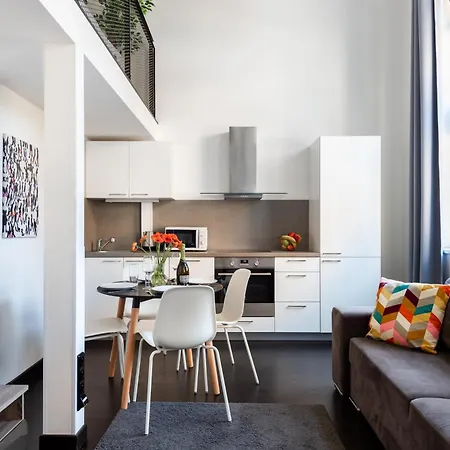Loft Spacious Apartments In Prague Exterior photo